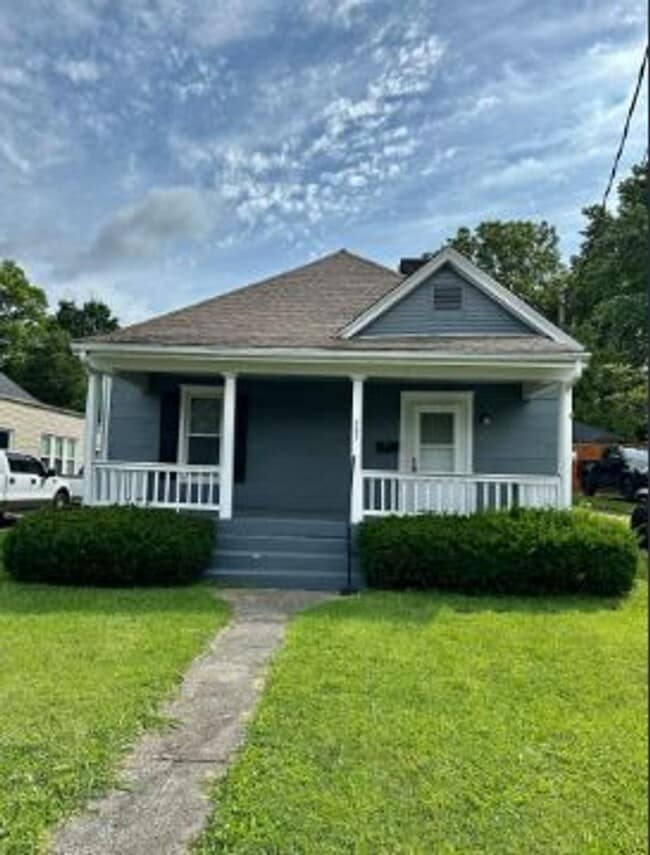 Building Photo - 263 E Loudon Ave