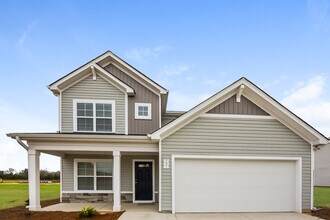 Building Photo - 131 King Buck Dr