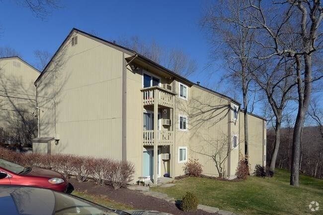 Foto del edificio - 400 New River Rd