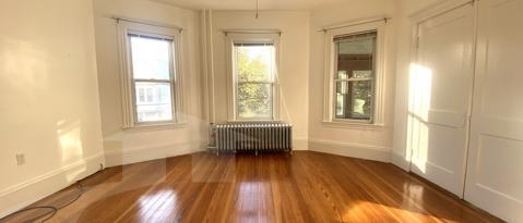 Foto del edificio - 117 Rogers Ave