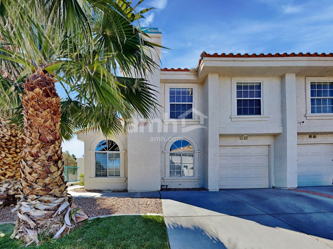 Primary Photo - 8005 Sandmark Dr