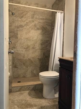 Building Photo - 570 34th St N