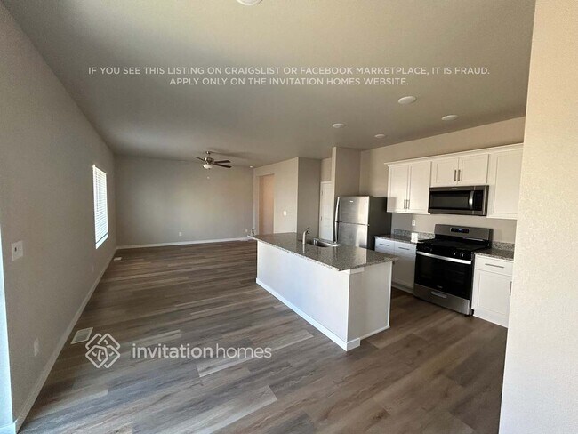 Foto del edificio - 7215 Dolores Ave