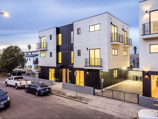 Building Photo - 5513 Glennie Ln
