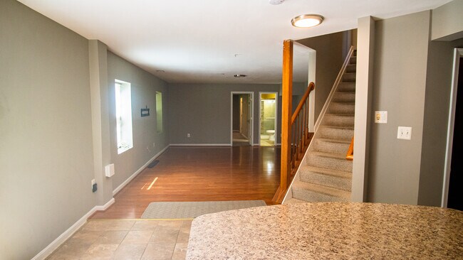 Building Photo - 4302 Stablemere Ct