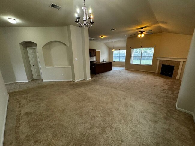 Foto del edificio - 1600 Melissa Oaks Ln