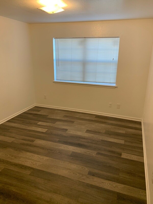 Foto del edificio - 3422 S Hudson Ave