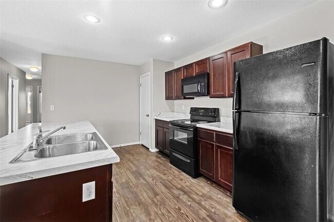 Building Photo - 246 E Anabranch Ct