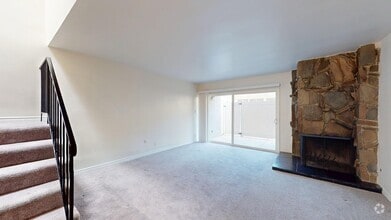 Building Photo - 13055 Moorpark St