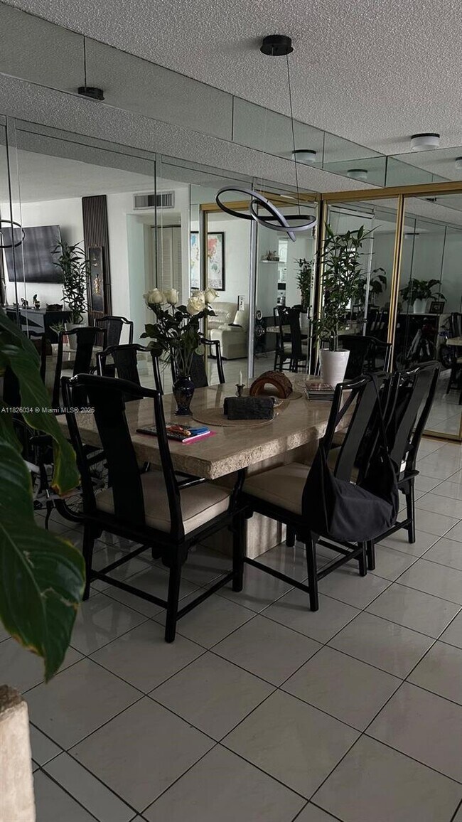 Foto del edificio - 251 174th St