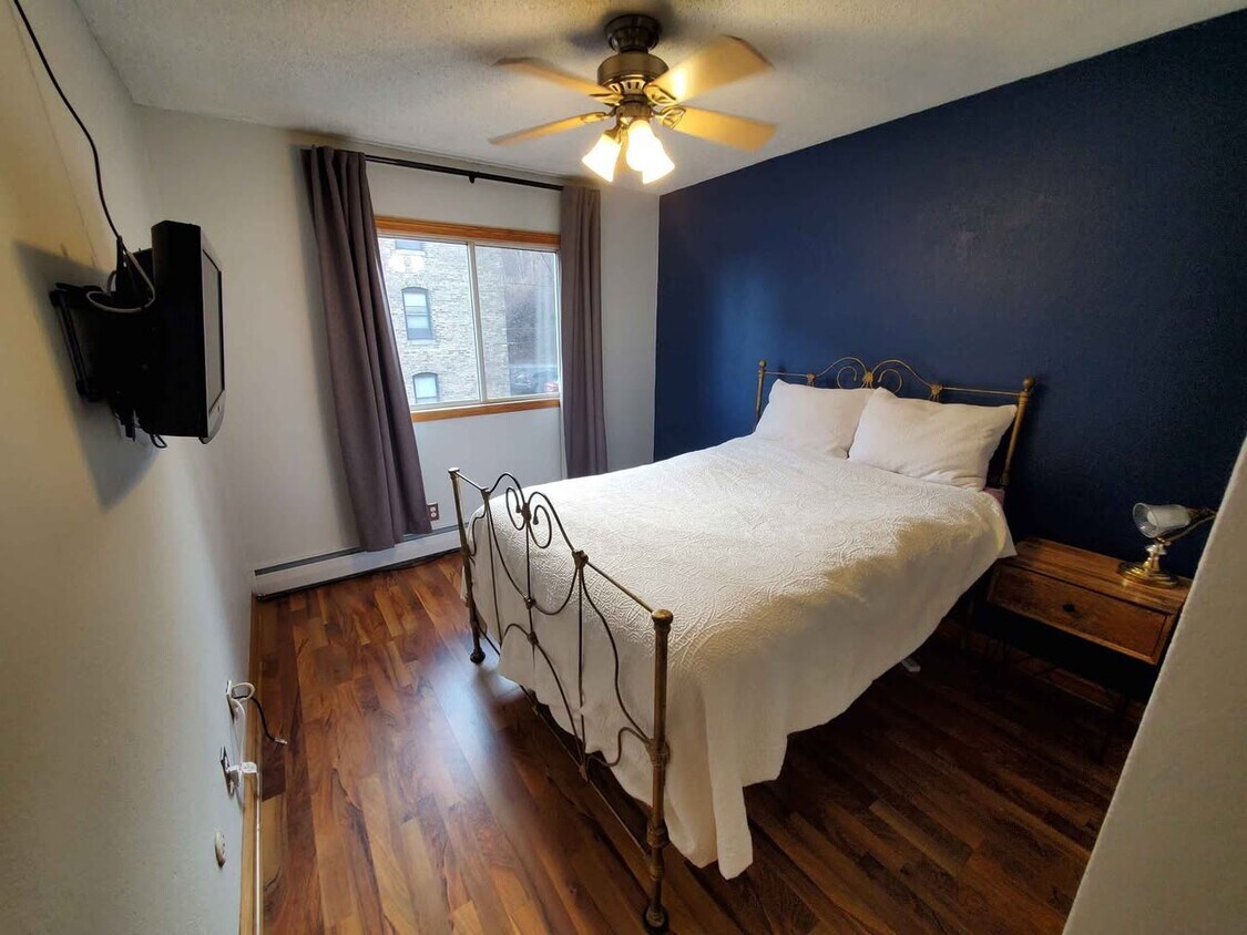 Foto principal - 391 Grand Ave