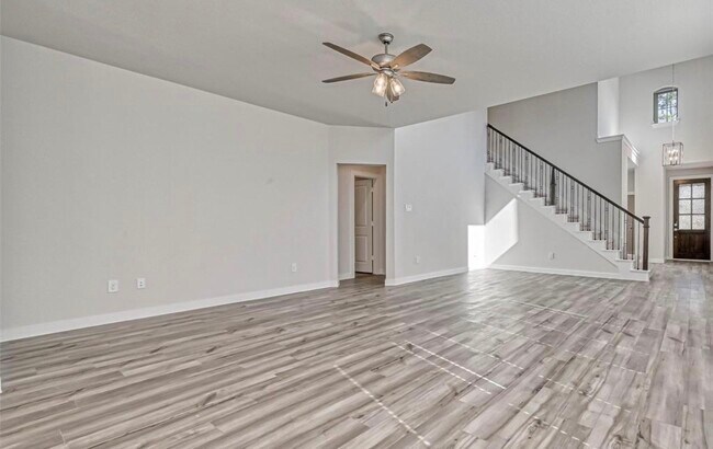 Foto del edificio - 607 Pecan Hickory Ct