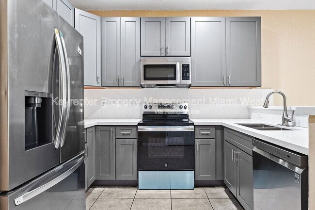 Foto del edificio - 4649 SW 75th Way