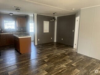 Building Photo - 9402 Paradise Dr