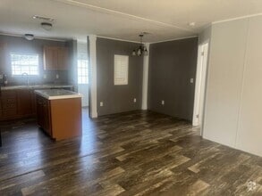 Building Photo - 9402 Paradise Dr