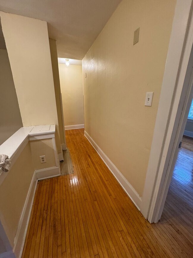 Foto del edificio - Beautiful Large Home for rent