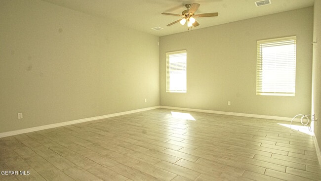 Building Photo - 12264 Desert Sea Ct