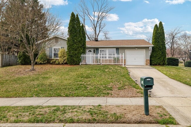 Building Photo - 2541 Symphony Ln
