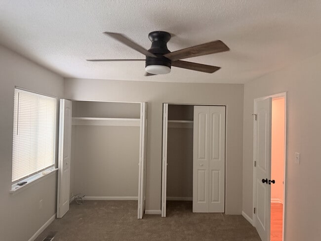 Building Photo - 527 Tibet Ave