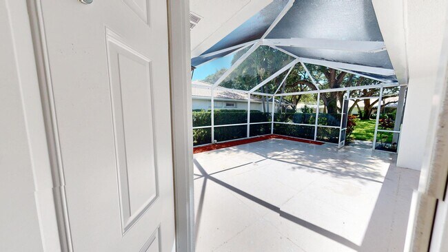 Building Photo - 7503 Geminata Oak Ct