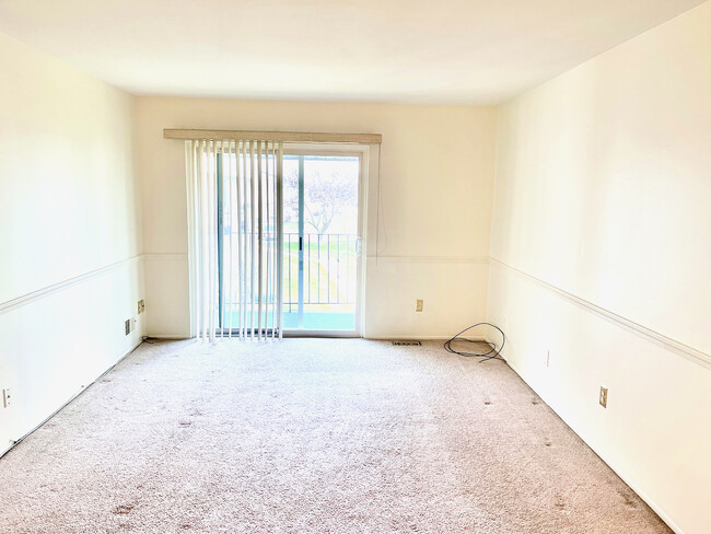 Foto del edificio - 14163 Ivanhoe Dr