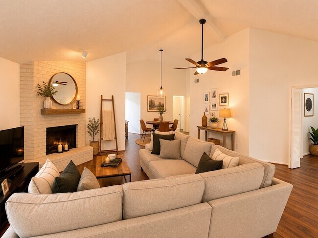 Photo - 8310 Spring Wind Dr House