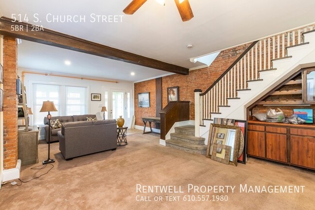 Building Photo - 5BR 2BA Three Story Home_Walk to Downtow+ ...