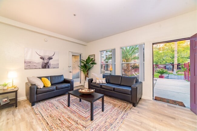 Interior Photo - The Seasons Apartments Tucson