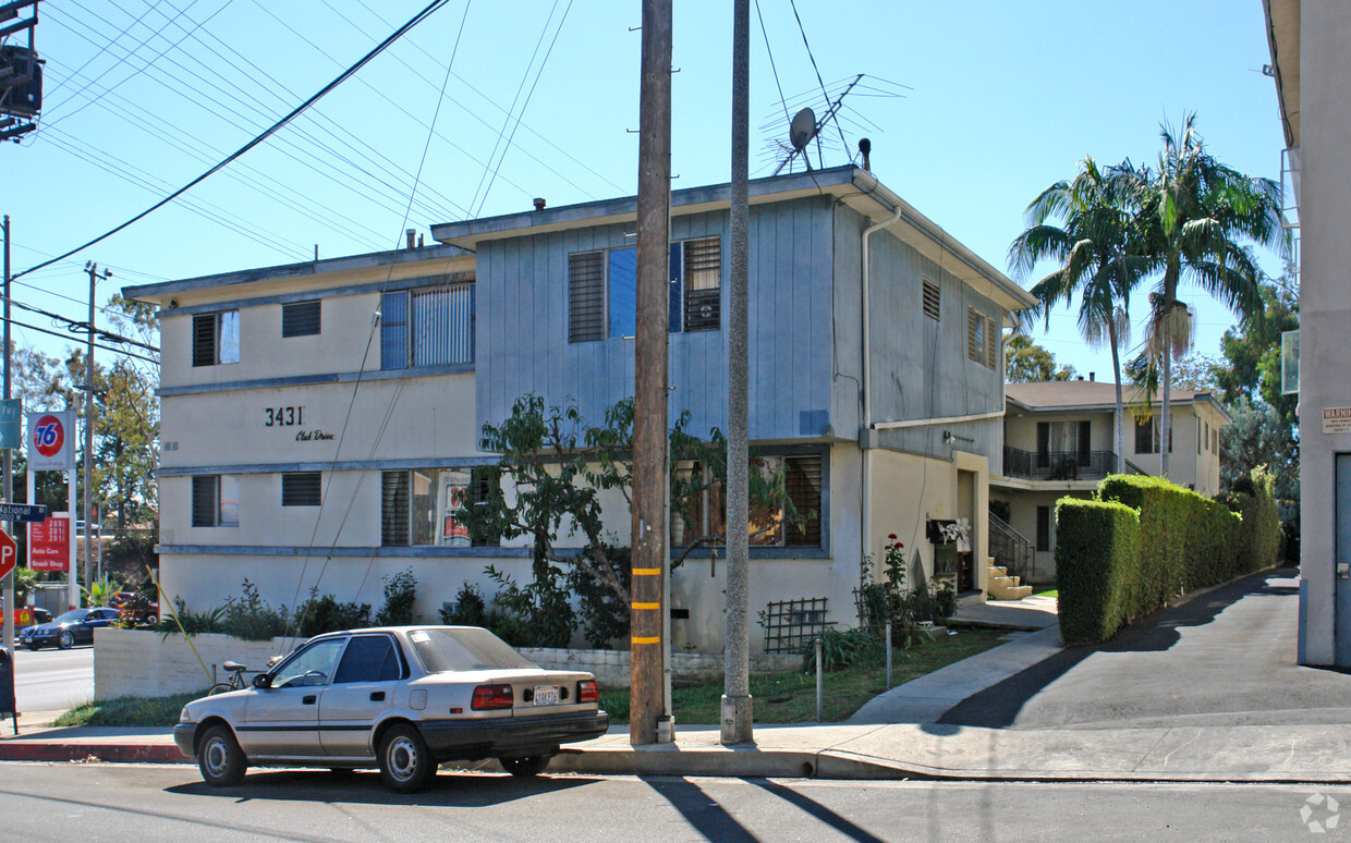 Building Photo - 3431 Club Dr