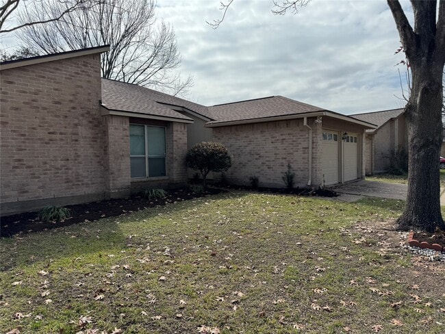 Foto del edificio - 13123 Chipman Glen Dr