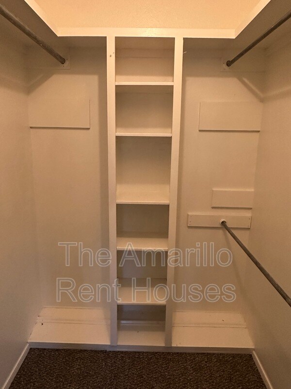 Foto del edificio - 5100 Mesa Cir