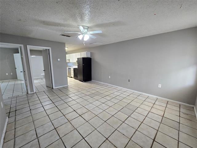 Foto del edificio - 7394 Cottonwood Creek Rd