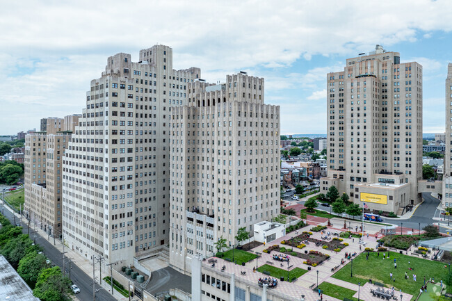 Building Photo - The Beacon Jersey City