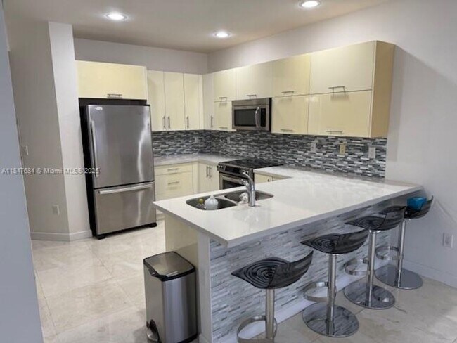 Foto del edificio - 10476 NW 61st St