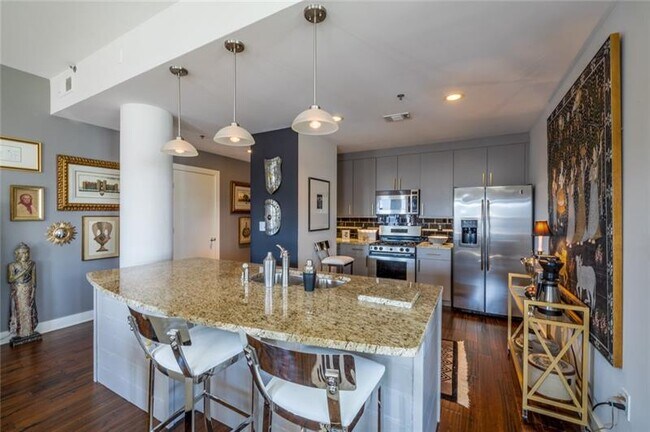 Foto del edificio - 845 Spring St NW