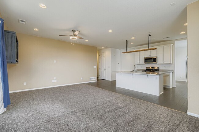 Building Photo - 9740 Aberdale Ct