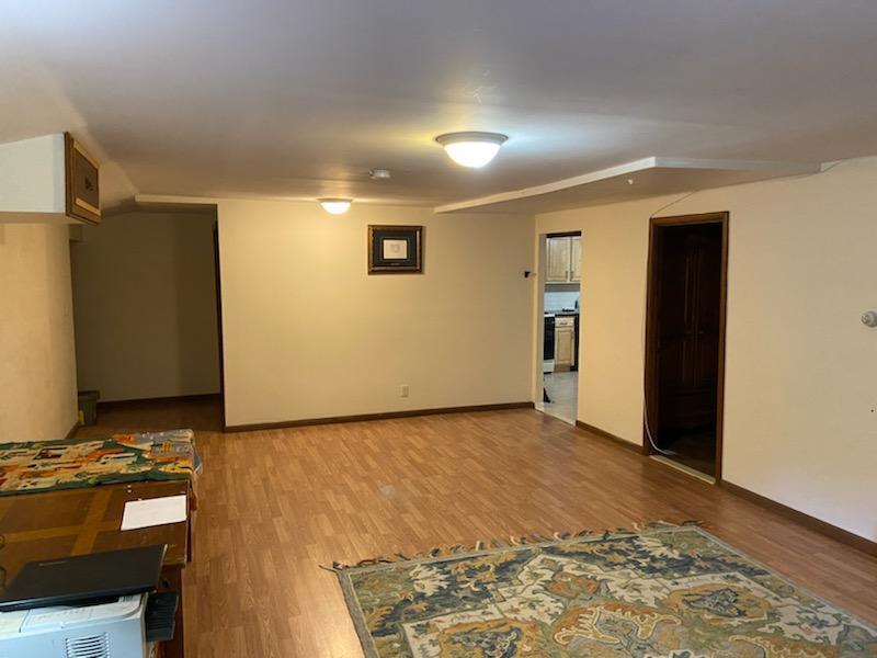 Large Living room - 325 Tenafly Rd