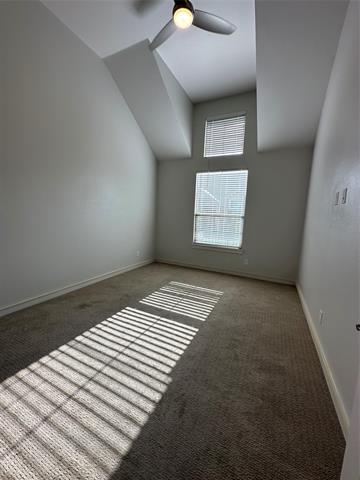 Foto del edificio - 2724 Garden Gate Ln