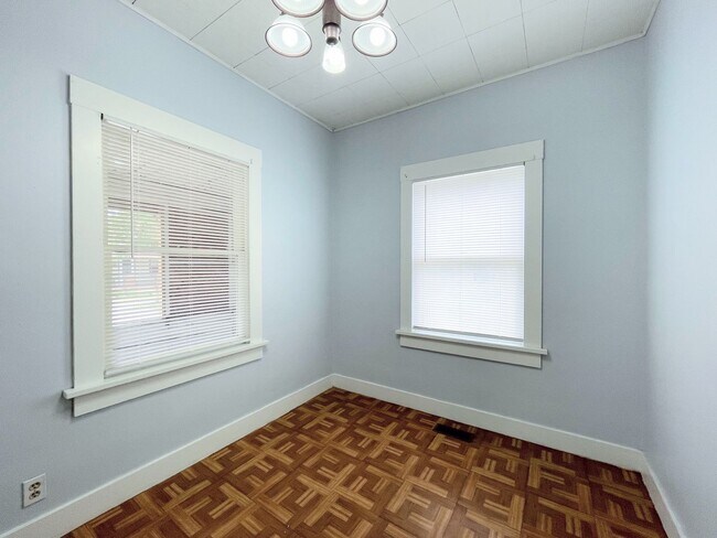 Foto del edificio - 1 Bedroom Home with Garage