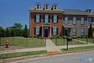 Building Photo - 120 Park Square Ln