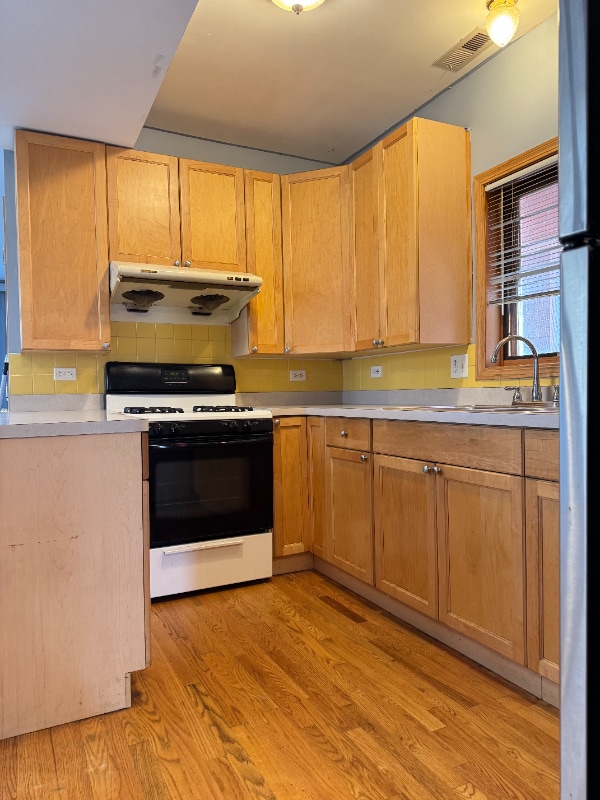 Building Photo - 3714 S Hermitage Ave