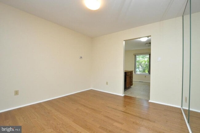 Building Photo - 150 Camber Ln