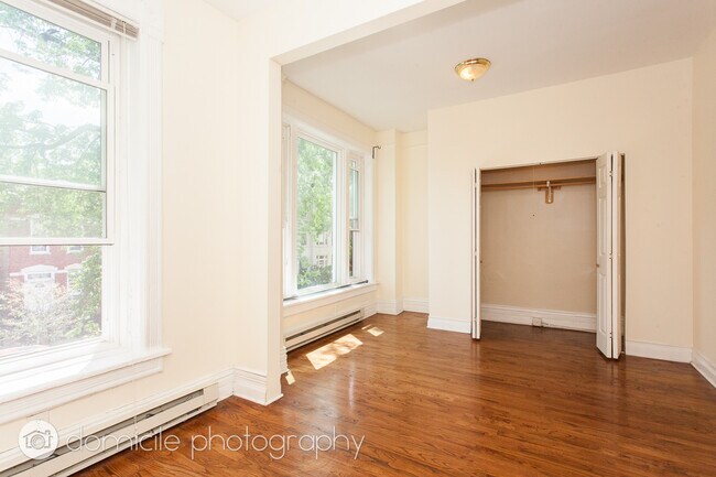 Foto del edificio - 1310 N Artesian Ave