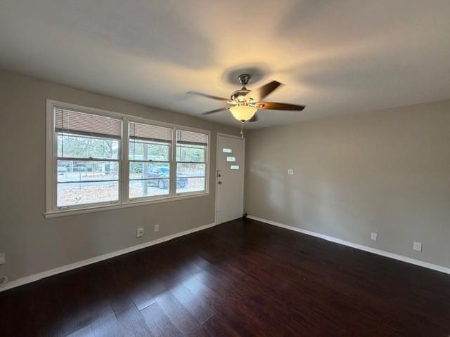 Foto del edificio - 914 E David Langan Dr