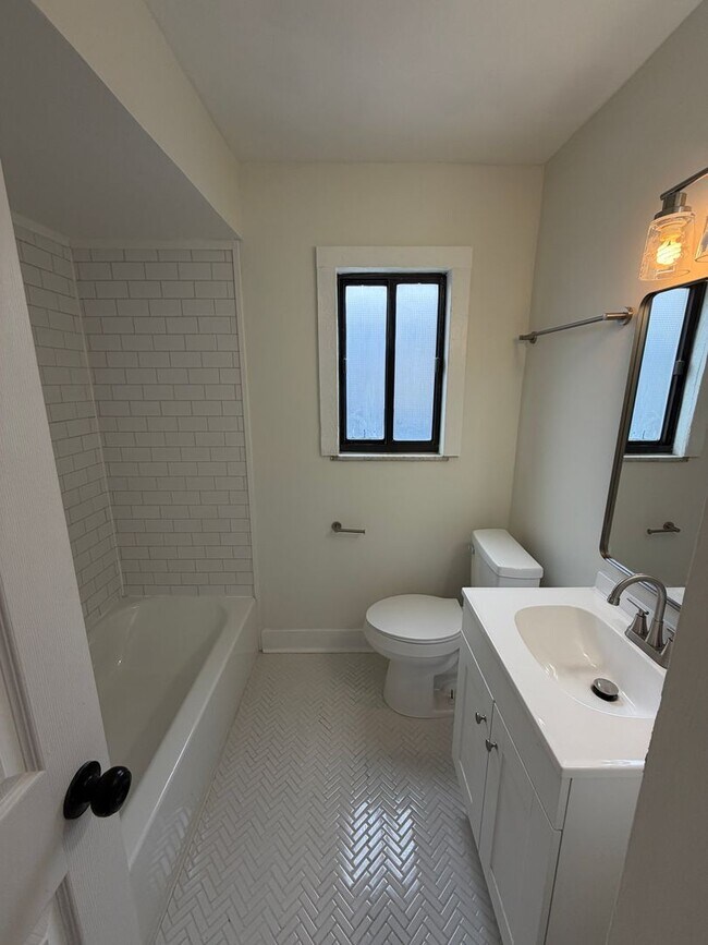 Foto del edificio - 1500 E 25th Ave