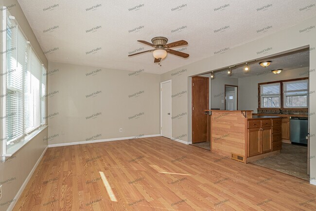 Foto del edificio - 3607 Dixie Dr