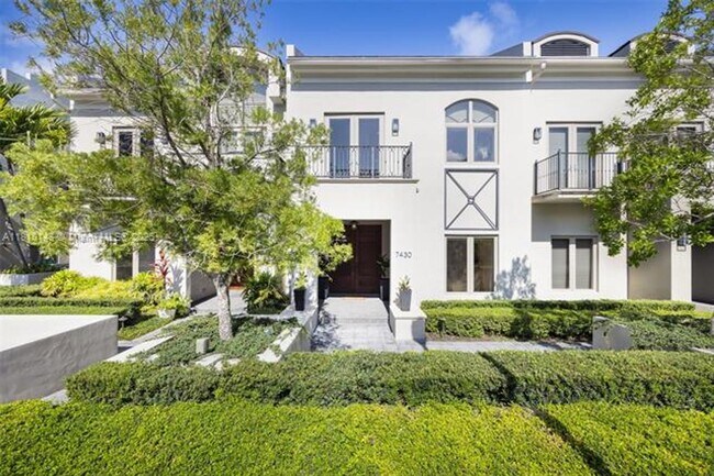 Foto del edificio - 7430 SW 56th Ct