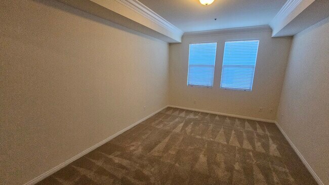 Foto del edificio - 949 N Croft Ave