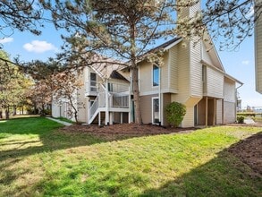 Building Photo - The Landings of Madison Heights