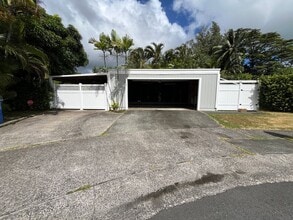 Building Photo - 46-323-323 Kupale St